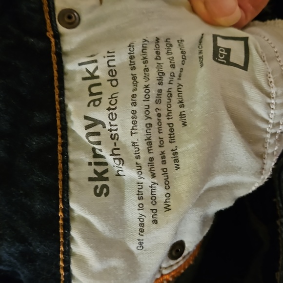 From mom's closet skinny ankle jeans 10P Worn only one time to try on. - Picture 6 of 12